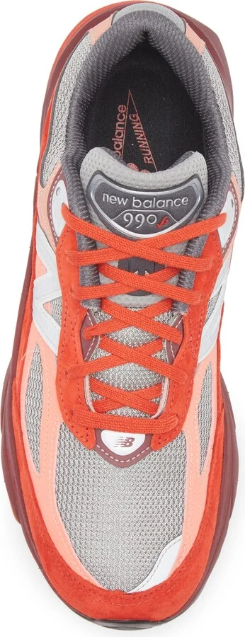 Gender Inclusive Made in USA 990 v6 Sneaker - Image 5