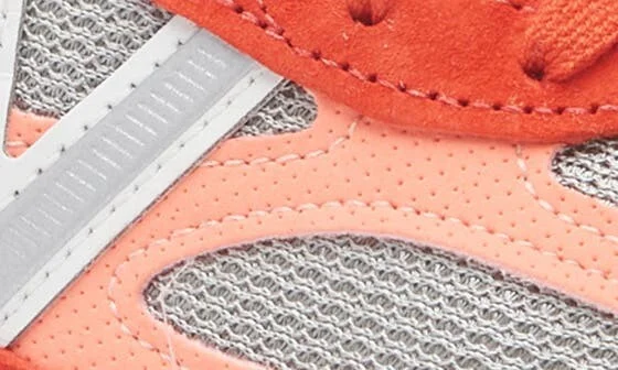 Gender Inclusive Made in USA 990 v6 Sneaker - Image 7