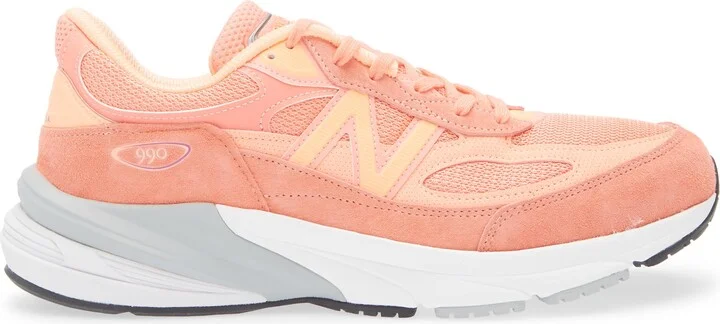 Gender Inclusive Made in USA 990v6 Sneaker - Image 3