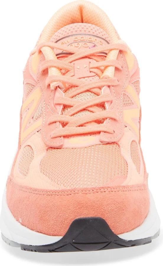 Gender Inclusive Made in USA 990v6 Sneaker - Image 4