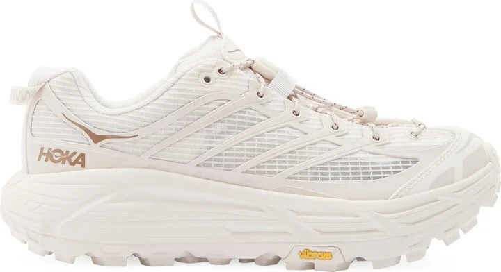 Gender Inclusive Mafate Three2 Grid Sneaker - Image 3