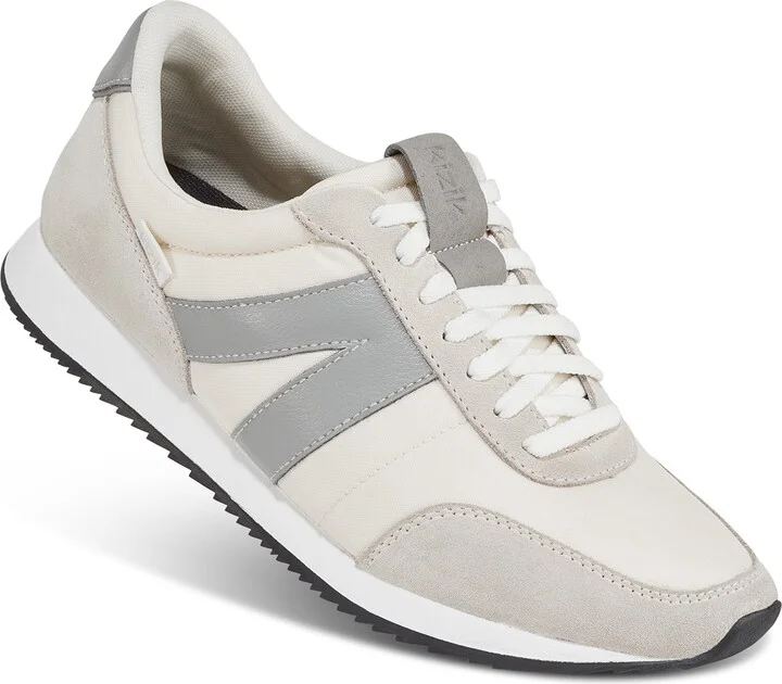 Gender Inclusive Milan Monument Hands-Free Sneaker - Image 9