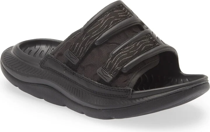 BLACK / BLACK