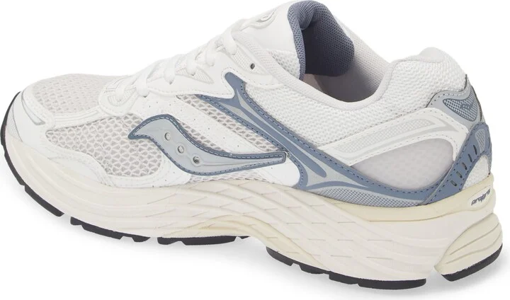 Gender Inclusive ProGrid Omni 9 Sneaker - Image 3