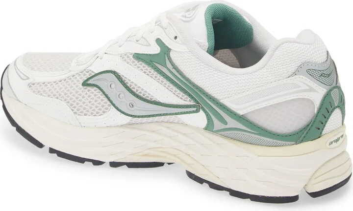 Gender Inclusive ProGrid Omni 9 Sneaker - Image 6