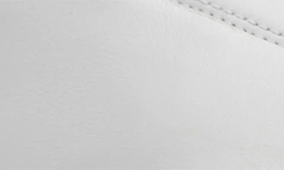 Gender Inclusive Regu Low Top Sneaker - Image 11