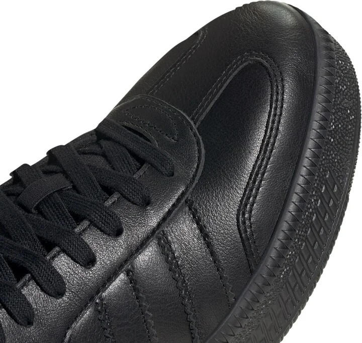 Gender Inclusive Samba XLG Sneaker - Image 9