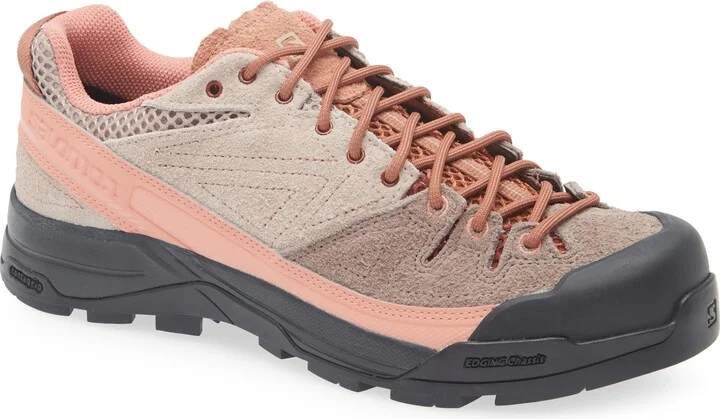 Gender Inclusive X-Alp Low Top Sneaker