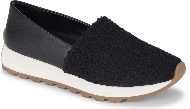 BLACK CROCHET