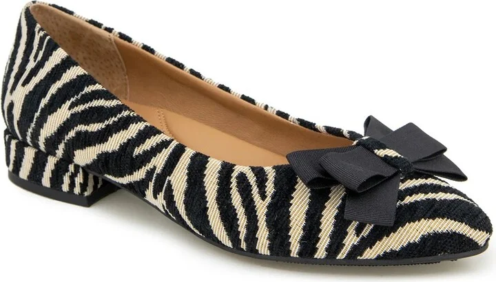 Off White/Black Zebra Print