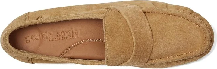 Gentle Souls by Kenneth Cole Crew Women's Flat Shoes Camel Suede : 6 M - Image 2