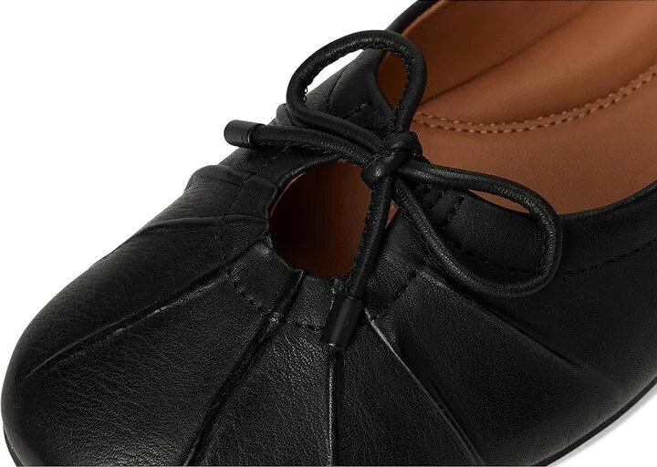 Gentle Souls by Kenneth Cole Marilyn Women's Flat Shoes Black Leather : 9 M, Leather/Rubber - Image 7