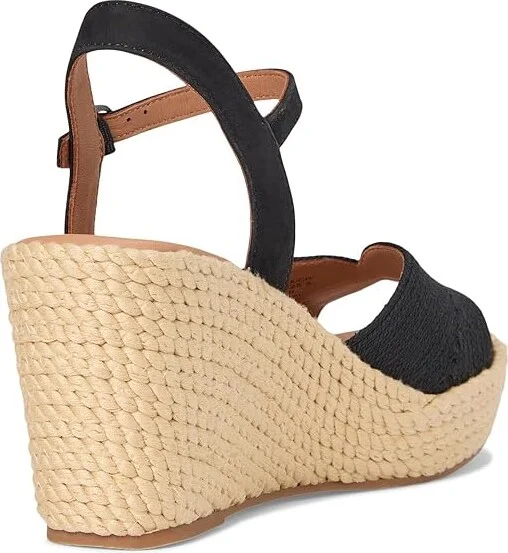 Gentle Souls by Kenneth Cole Nola Women's Dress Sandals Black Fabric : 6.5 M, Leather/Rubber - Image 4
