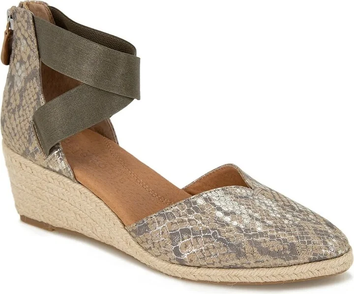 Gentle Souls by Kenneth Cole Orya Wedge Sandal
