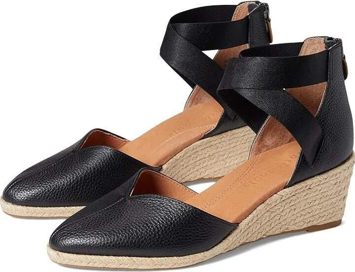 Gentle Souls by Kenneth Cole Orya Women's Shoes Black : 5.5 M, Leather/Textile