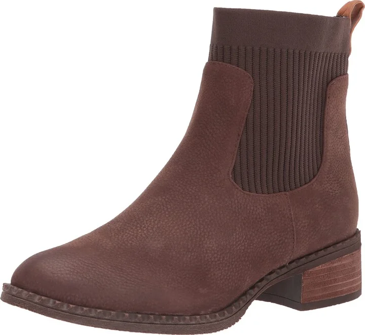 Gentle Souls by Kenneth Cole Women's Best Chelsea Sock Bootie