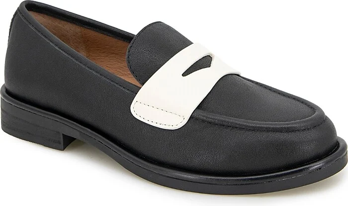 Gentle Souls by Kenneth Cole Women's Cybil Loafer Flats