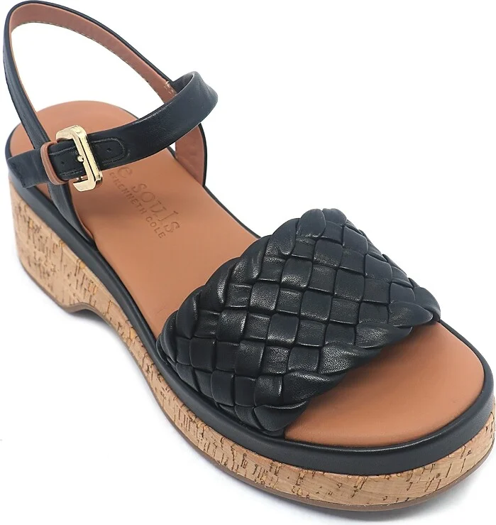 Gentle Souls by Kenneth Cole Women's Dorris Sandals