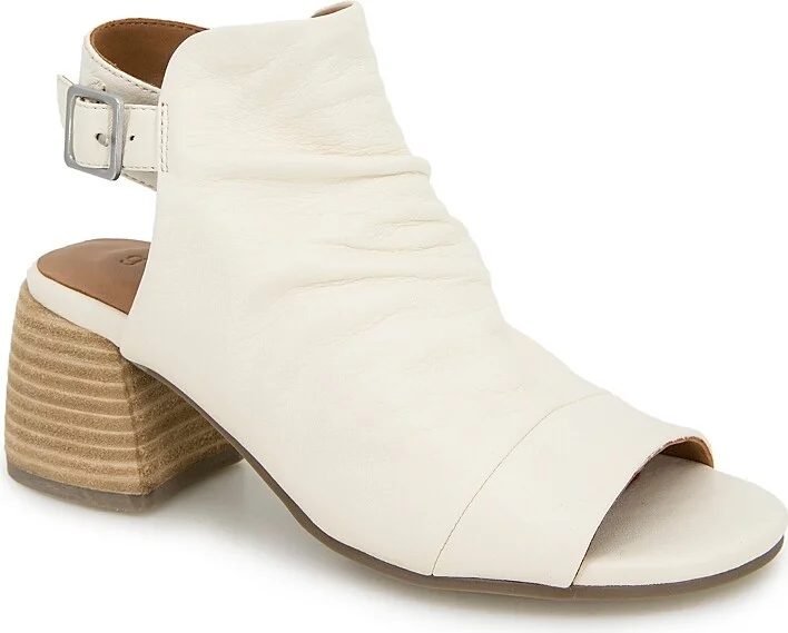 Gentle Souls by Kenneth Cole Women's Marrion Shooties