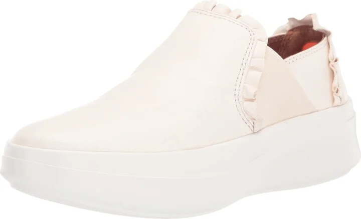 Gentle Souls by Kenneth Cole Women's Rosette Ruffle Slip on