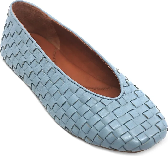Gentle Souls by Kenneth Cole Women's Willow Woven Flats
