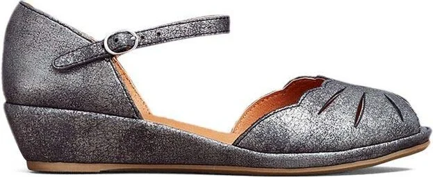Gentle Souls by Kenneth Cole Women's Women's Lily Moon Wedge Sandal