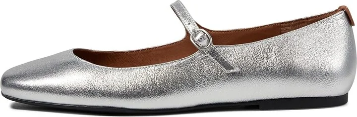 Gentle Souls by Kenneth Cole Wynona Women's Flat Shoes Silver Leather : 8.5 M - Image 5