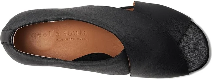 Gentle Souls by Kenneth Cole Yvette High Women's Heels Black Leather : 5 M - Image 2