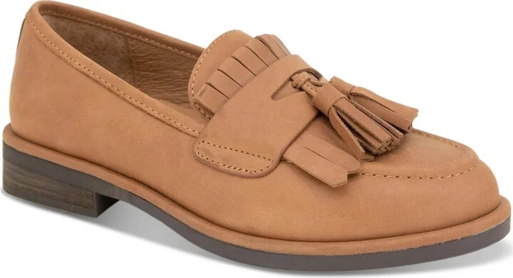 Gentle Souls Women's Cydney Tassel Loafer Flats