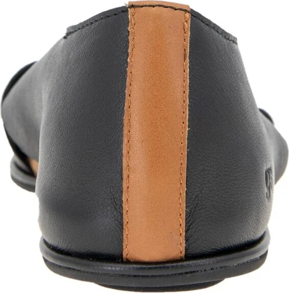 Gentle Souls Women's Laniey Slip-On Sandals - Image 11