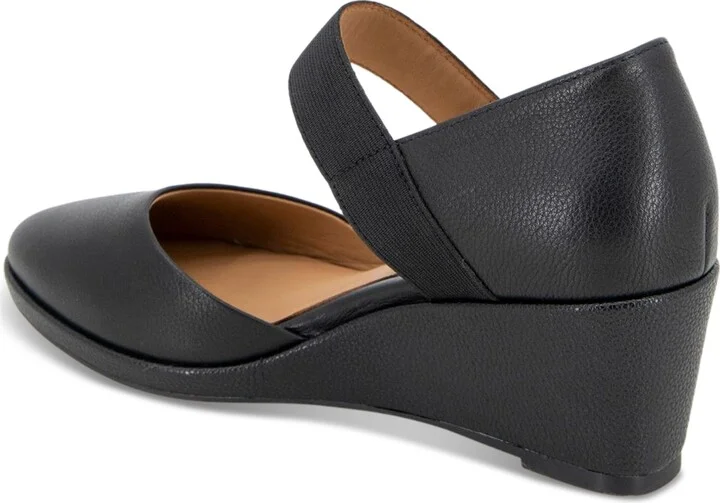 Gentle Souls Women's Oriana Wedge Pumps - Image 7