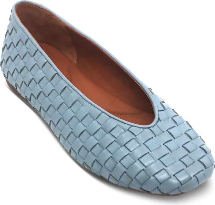Gentle Souls Women's Willow Woven Ballet Flats