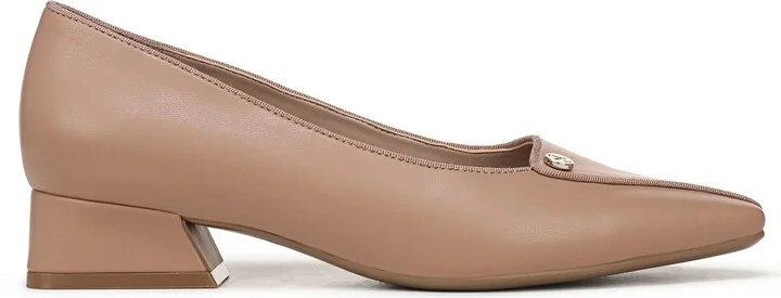 Georgia Pointed Toe Pump - Image 5