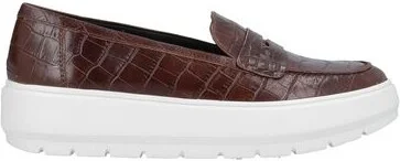 Chocolate brown