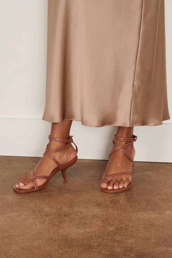 Geri Angled Heel in Luggage/White Stitch - Image 2