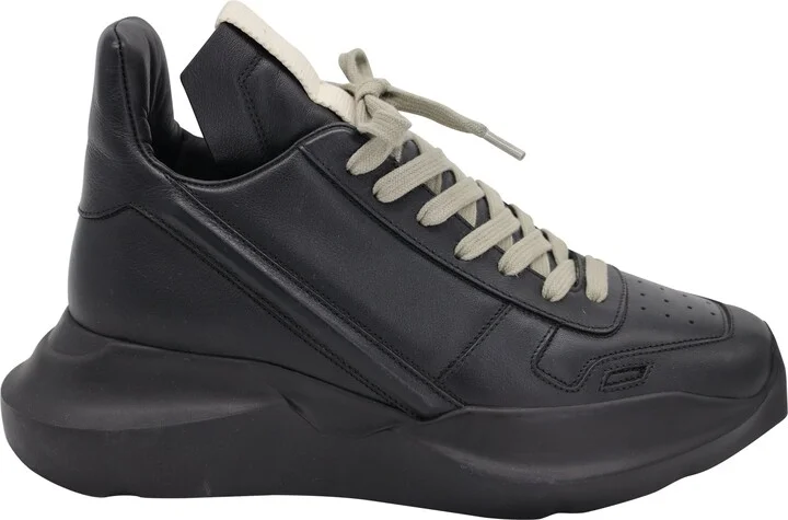 Geth Chunky Sneakers in Black Leather