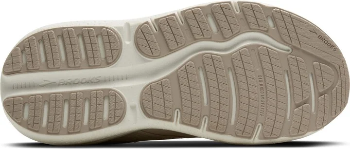 Ghost Max SE Sneaker - Image 4
