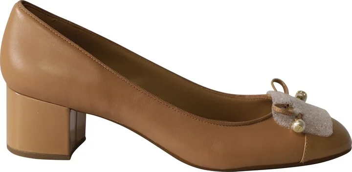 Gia Pearl Mid Heel Pumps in Camel Leather