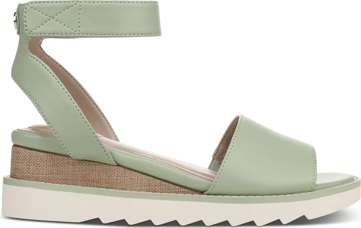 Giani Bernini Women's Constancia Ankle Strap Wedge Sandals, Created for Macy's - Image 10