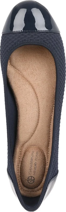 Giani Bernini Women's Taylee Memory Foam Cap Toe Ballet Flats, Created for Macy's - Image 4