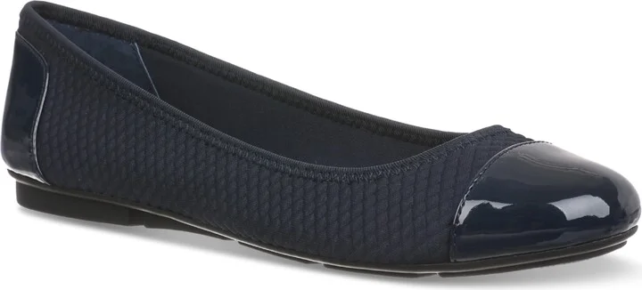 Giani Bernini Women's Taylee Memory Foam Cap Toe Ballet Flats, Created for Macy's