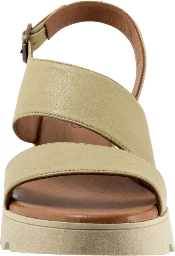Gianna Slingback Platform Wedge Sandal - Image 4