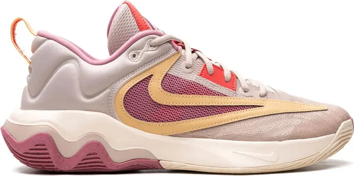 Giannis Immortality 3 "Fossil Stone/Desert Berry" sneakers