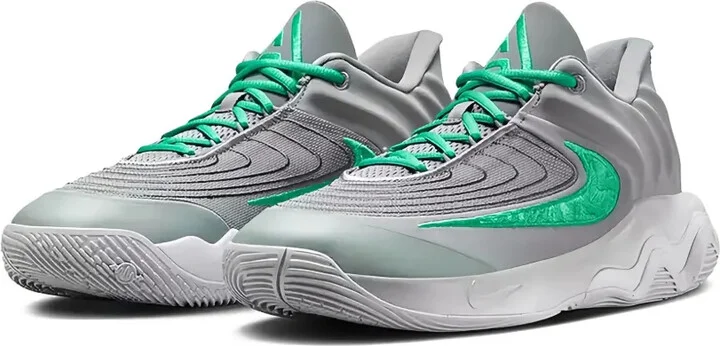 Giannis Immortality 4 "Smoke Grey/Wolf Grey/Dark Smoke Grey/Stadium Green" sneakers - Image 2
