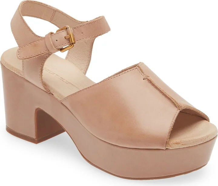 Giannis Platform Sandal