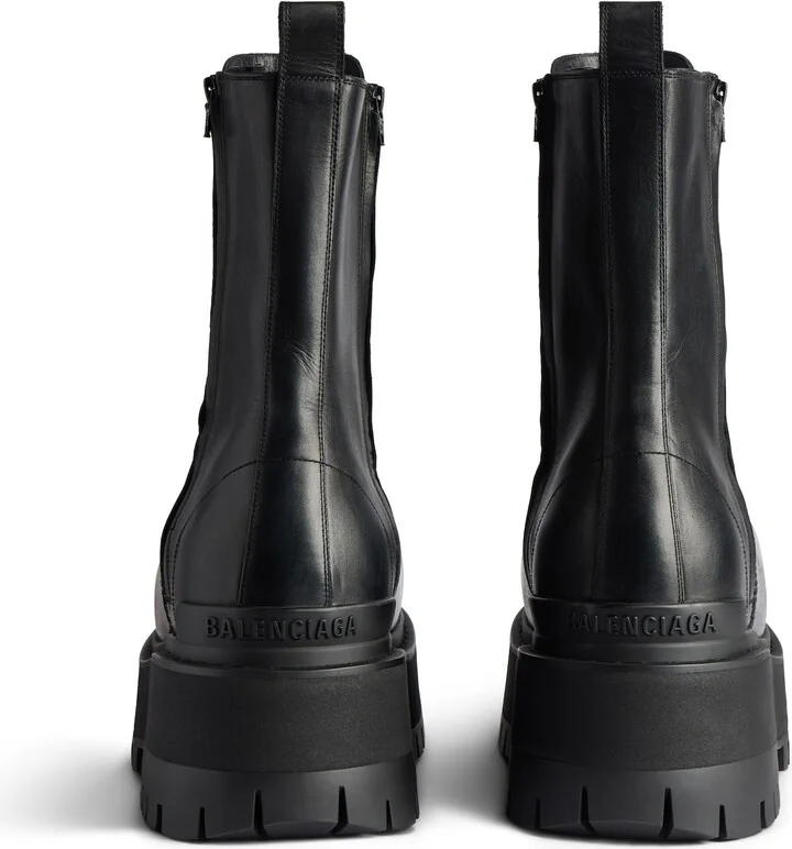 Giant Boot - Image 5