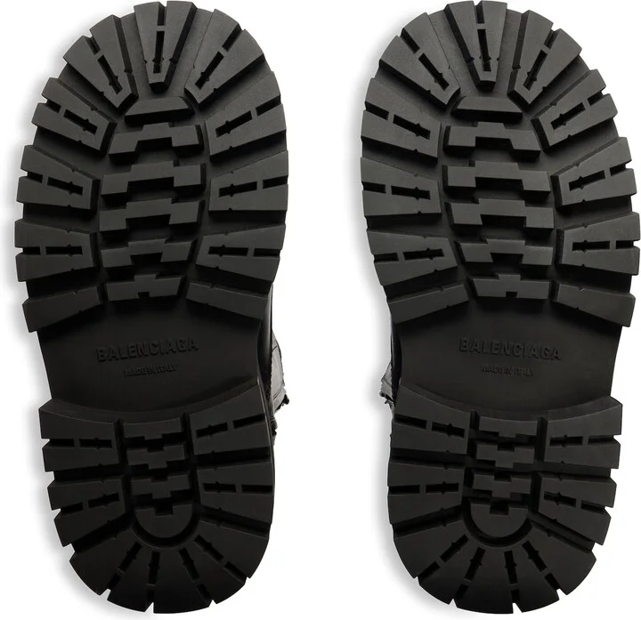 Giant Boot - Image 7