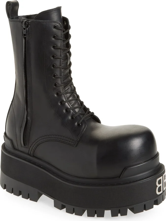 Giant Platform Boot