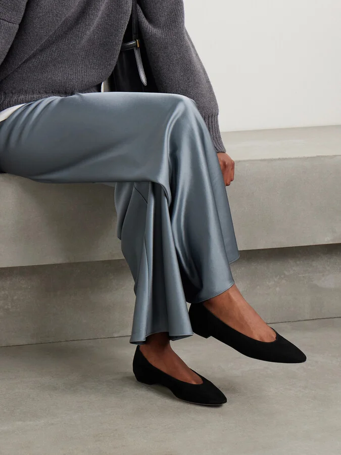 Gianvito Rossi - Amelia Suede Point-toe Flats - Black - Image 2