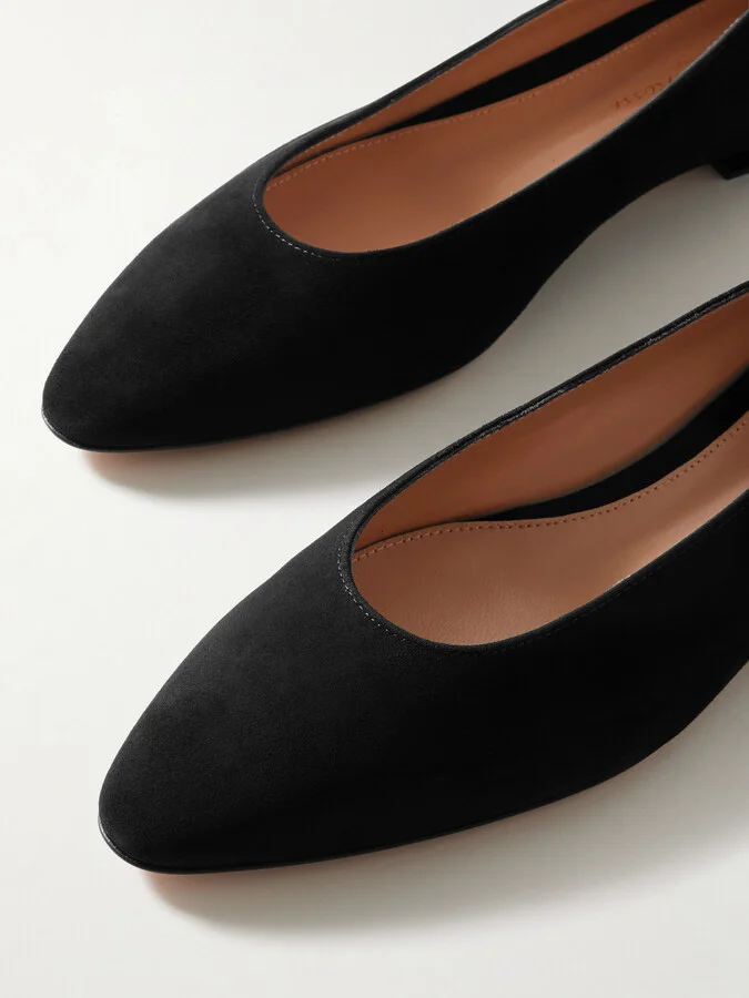 Gianvito Rossi - Amelia Suede Point-toe Flats - Black - Image 4